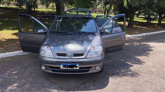 RENAULT SCÉNIC 2.0 PRIVILÉGE 16V GASOLINA 4P AUTOMÁTICO